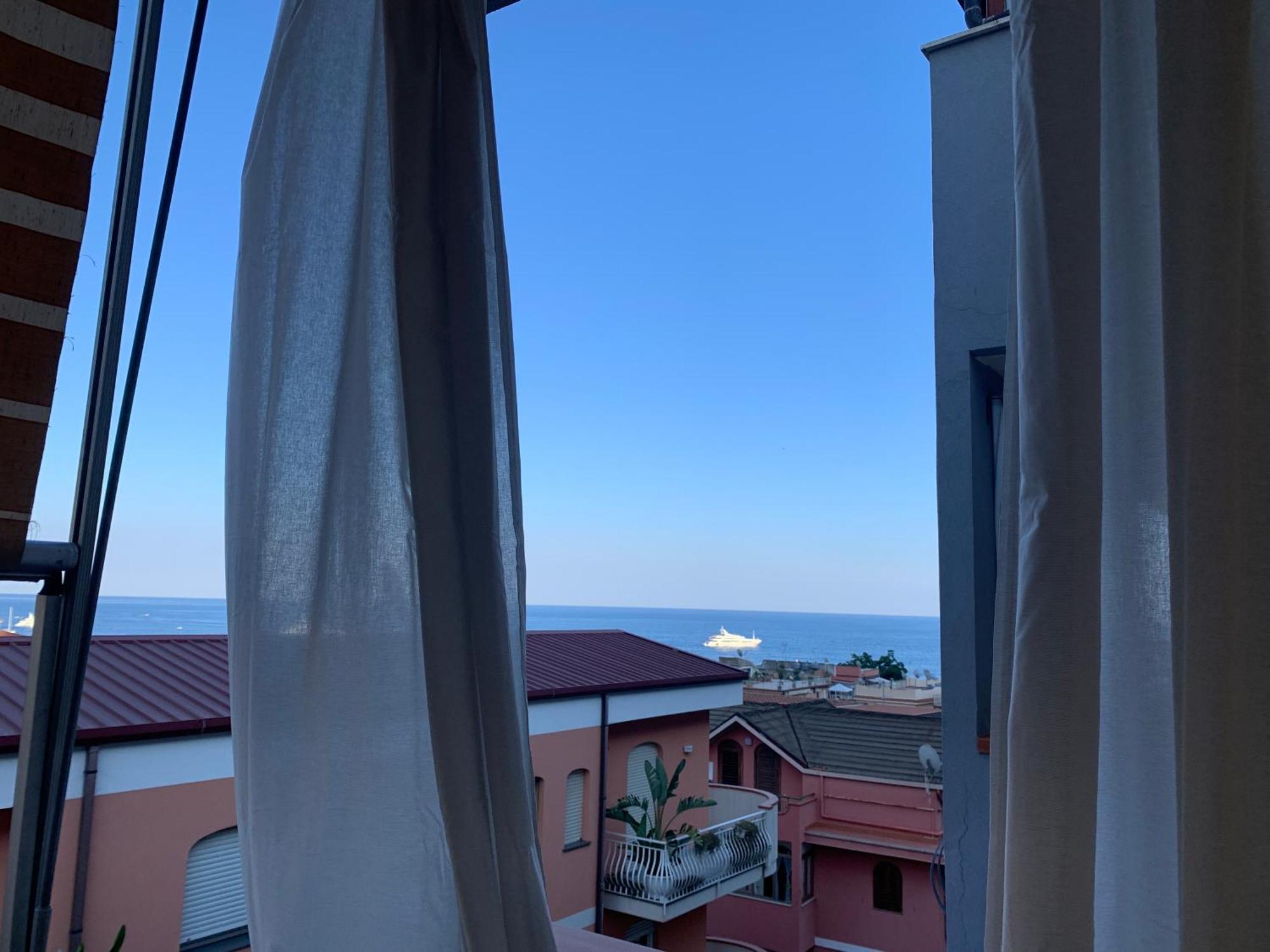 Residence La Fenice Ff Джардини-Наксос Экстерьер фото